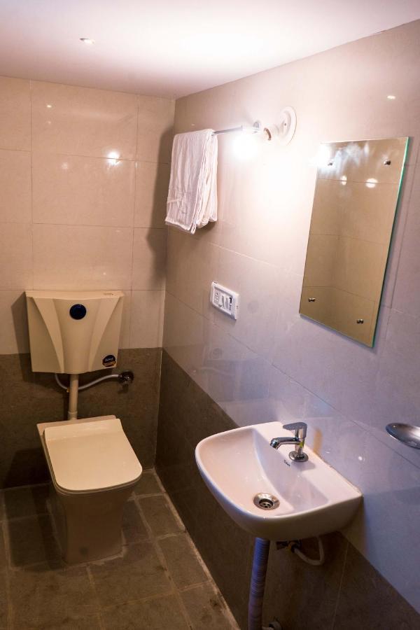 Anandvan Beach Resort Alibaug Exterior foto